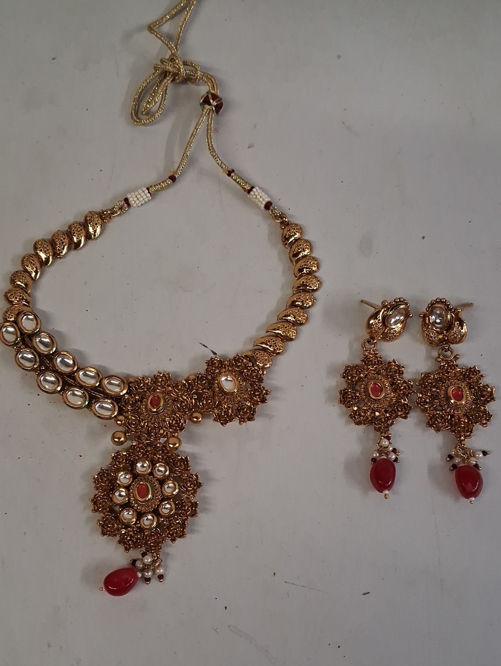 NWT Traditional Gold & Mauve Kundan Necklace & Earrings Set